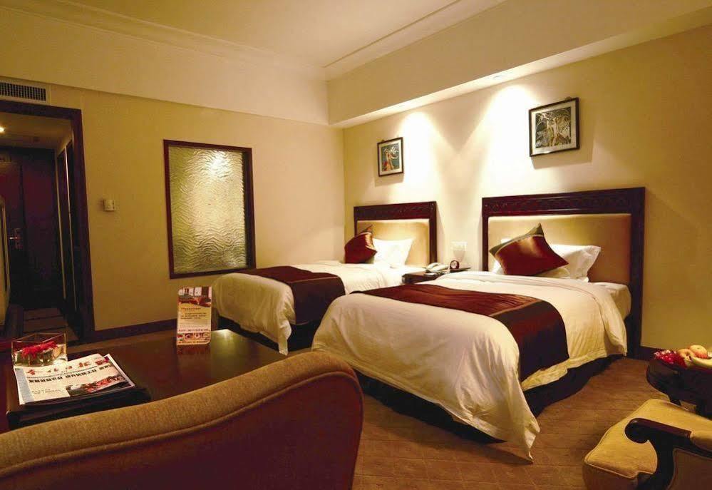 Huaxin International Hotel หนิงป่อ ภายนอก รูปภาพ