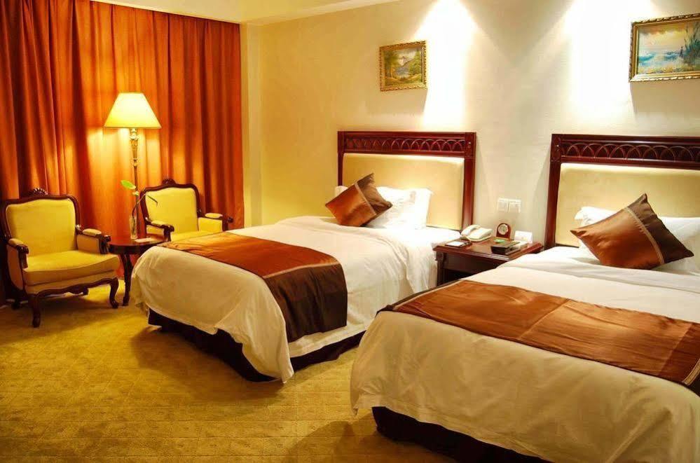 Huaxin International Hotel หนิงป่อ ภายนอก รูปภาพ